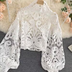 SM White lace top with belle sleeves